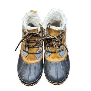 Sorel Boots Womens Size 6.5 Gray Suede Waterproof Faux Fur Snow Ankle Boots